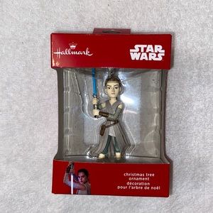 NWT Star Wars ornament - Rey